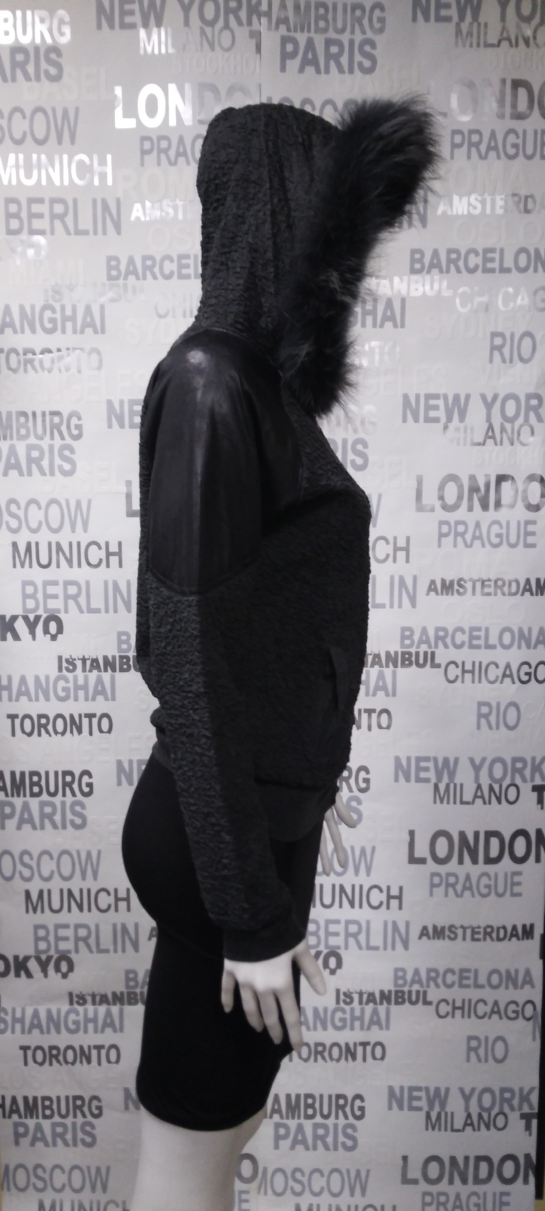 дамска жилетка с качулка