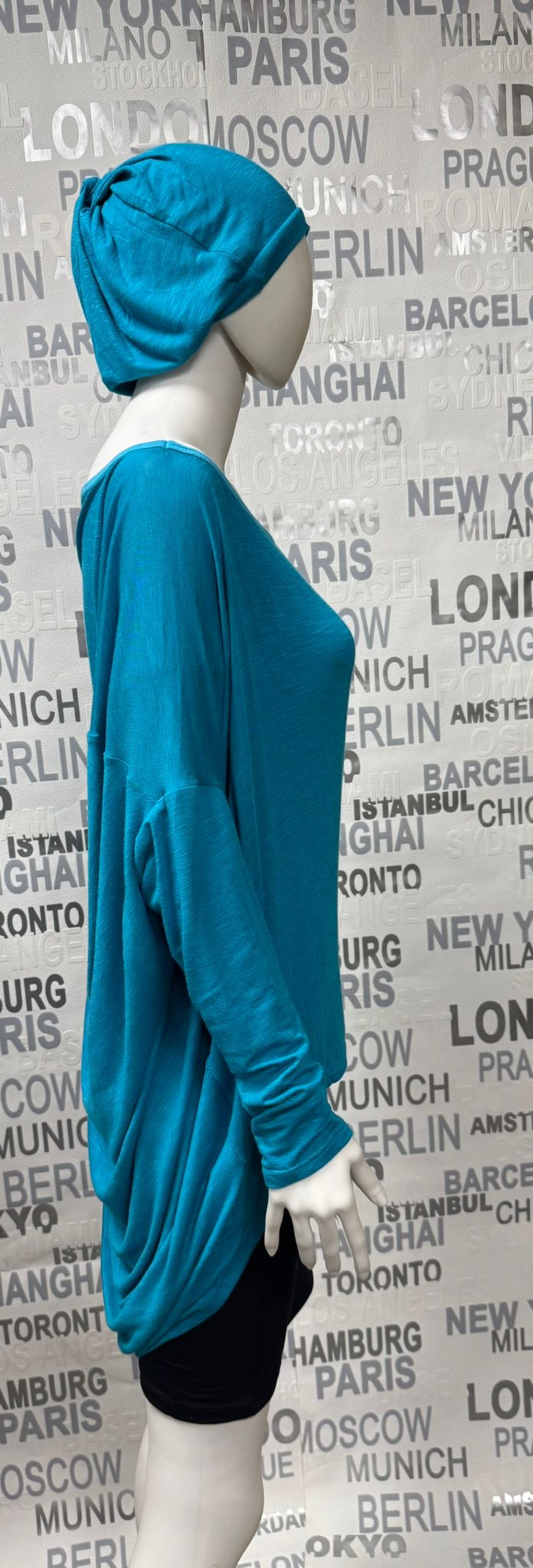 дамска  туника с шапка