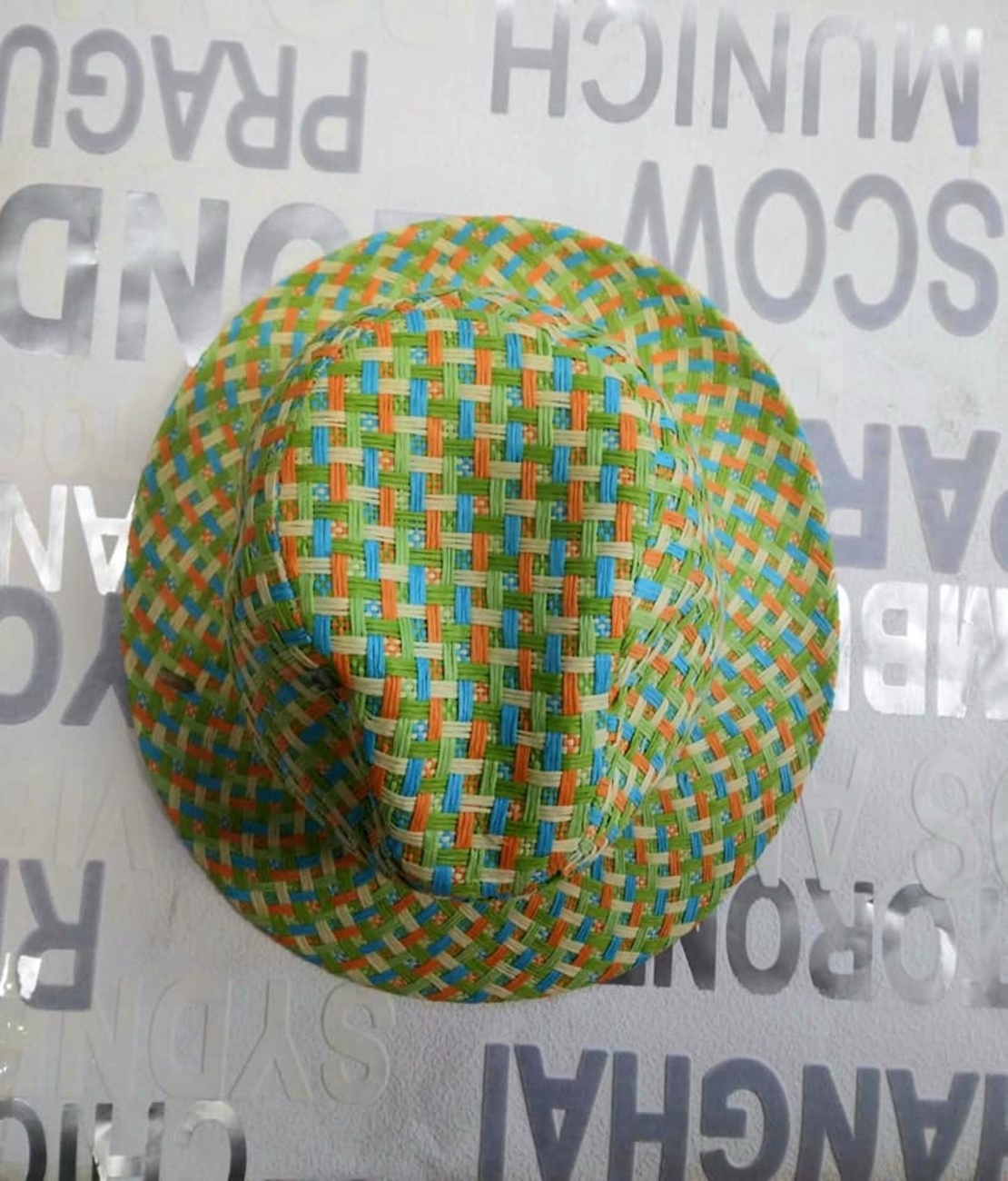 дамска шапка