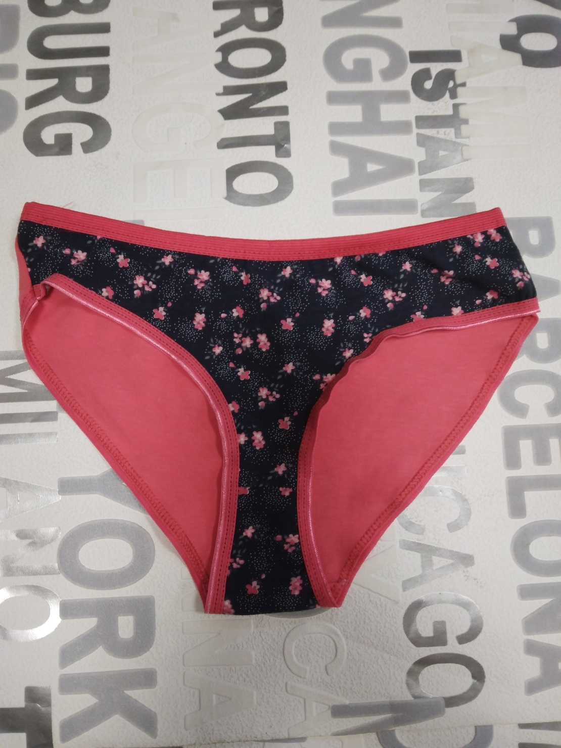 дамски бикини