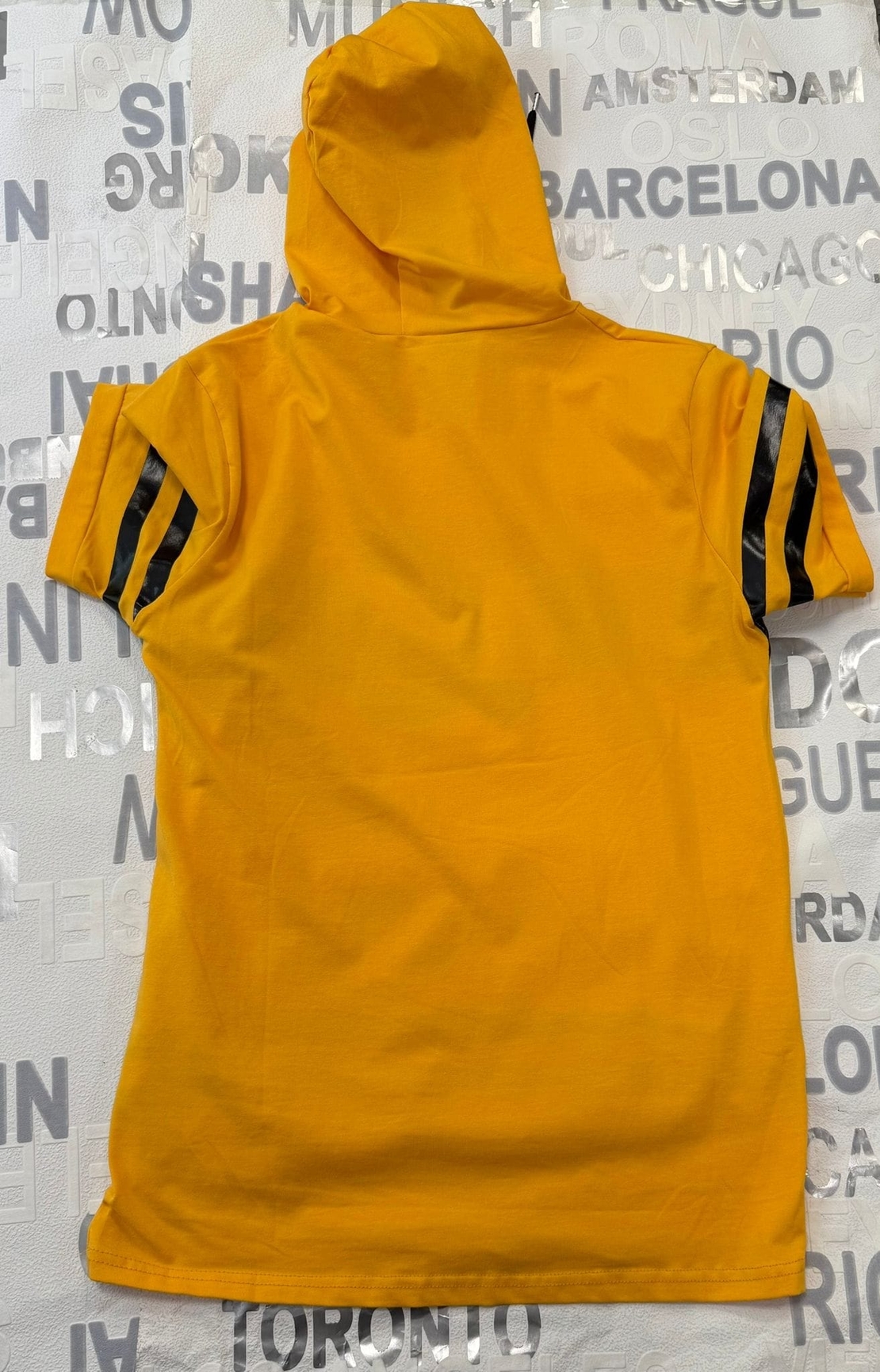 мъжка тениска с качулка