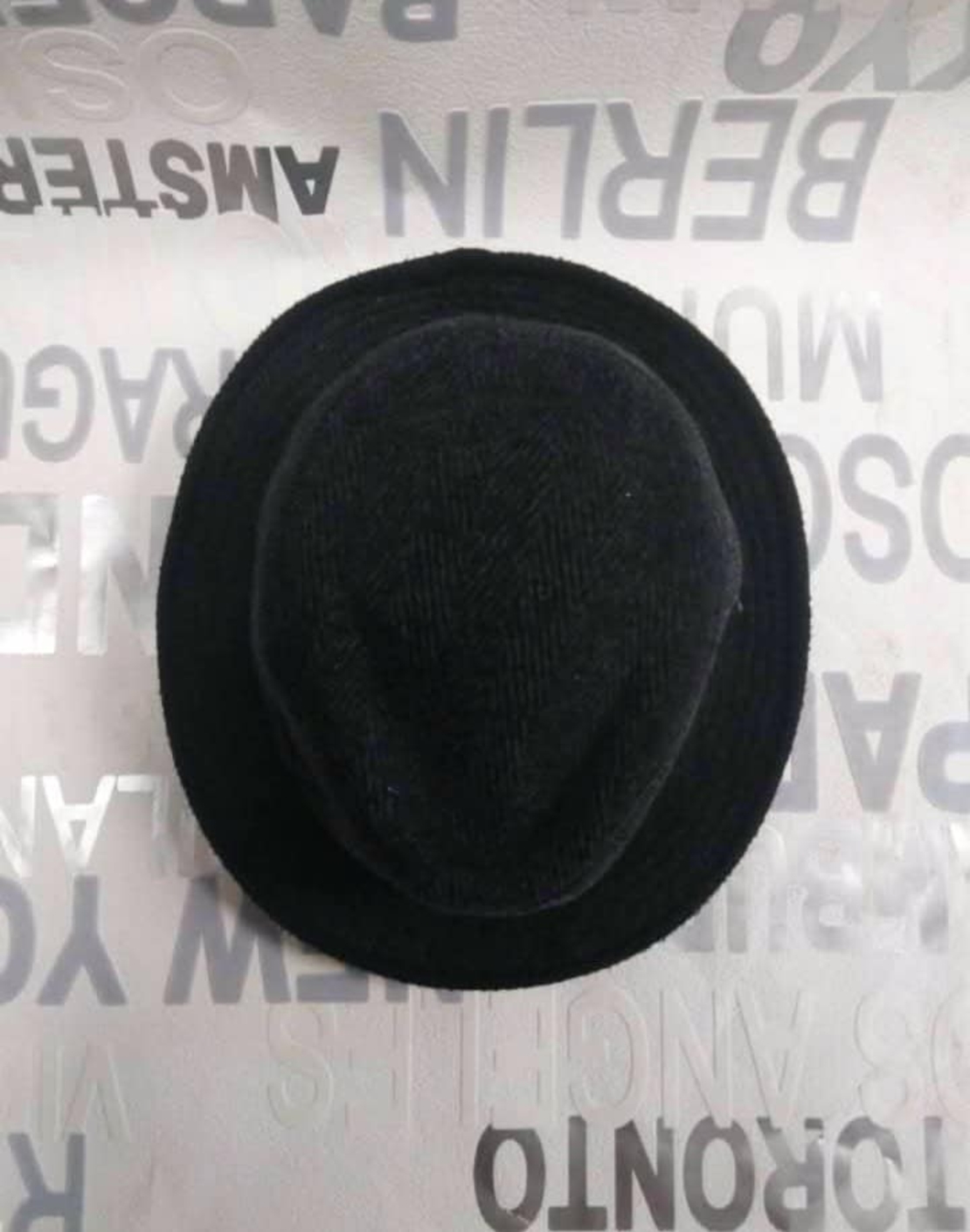 мъжка шапка