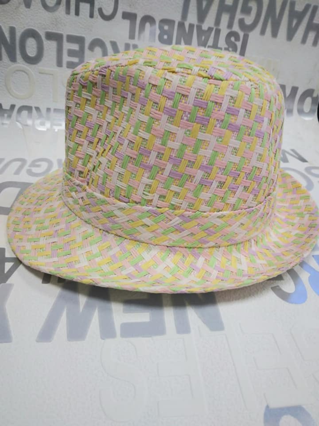 дамска шапка