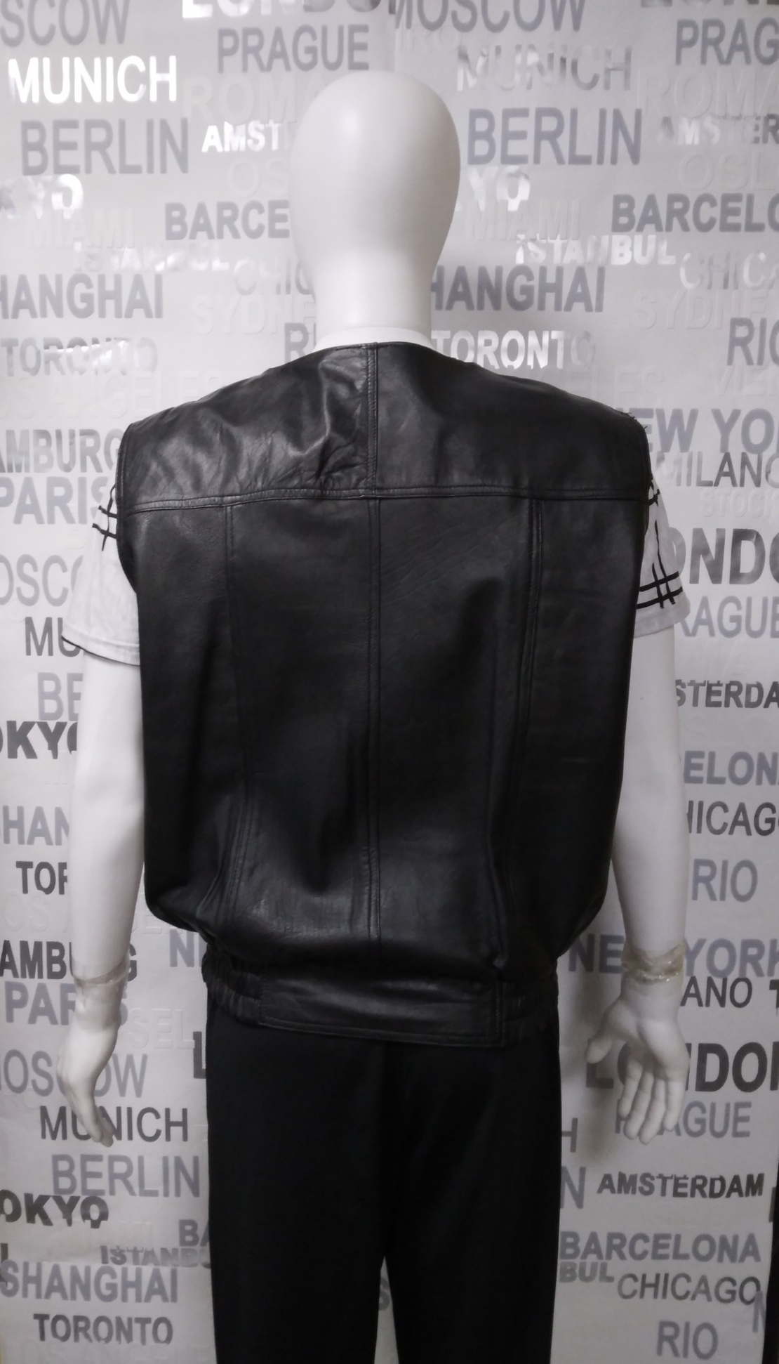 мъжки елек от естествена кожа