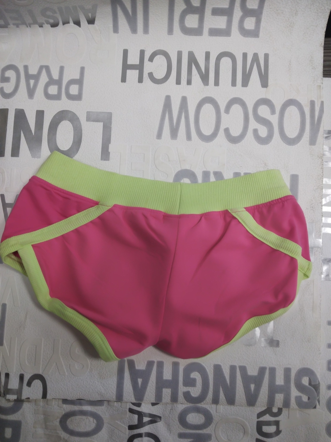 дамски kъси панталони