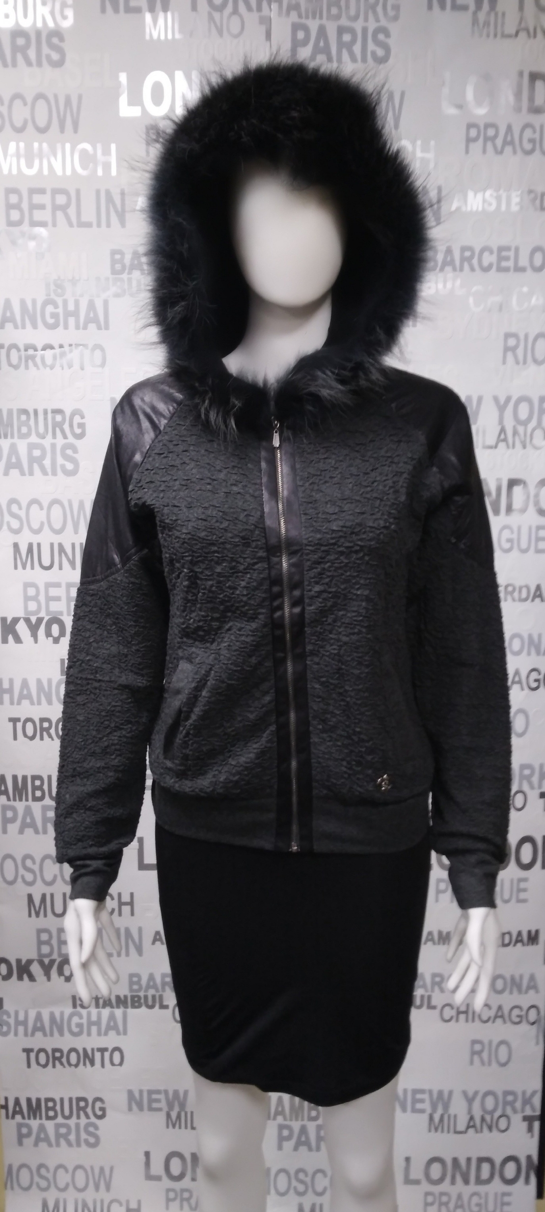 дамска жилетка с качулка