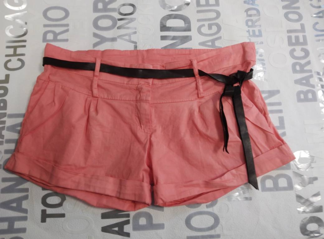 дамски къси панталони