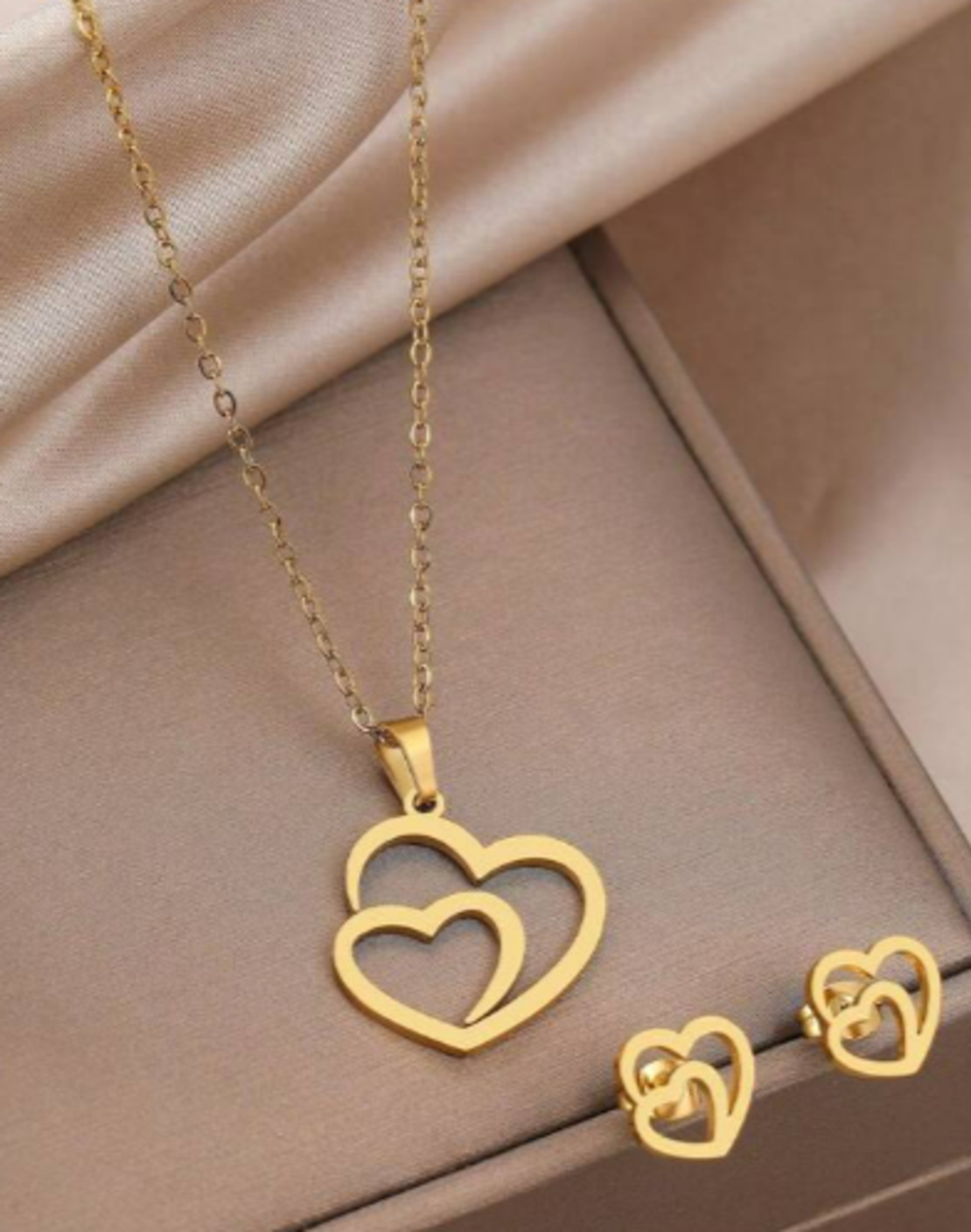 Комплект колие и обеци 