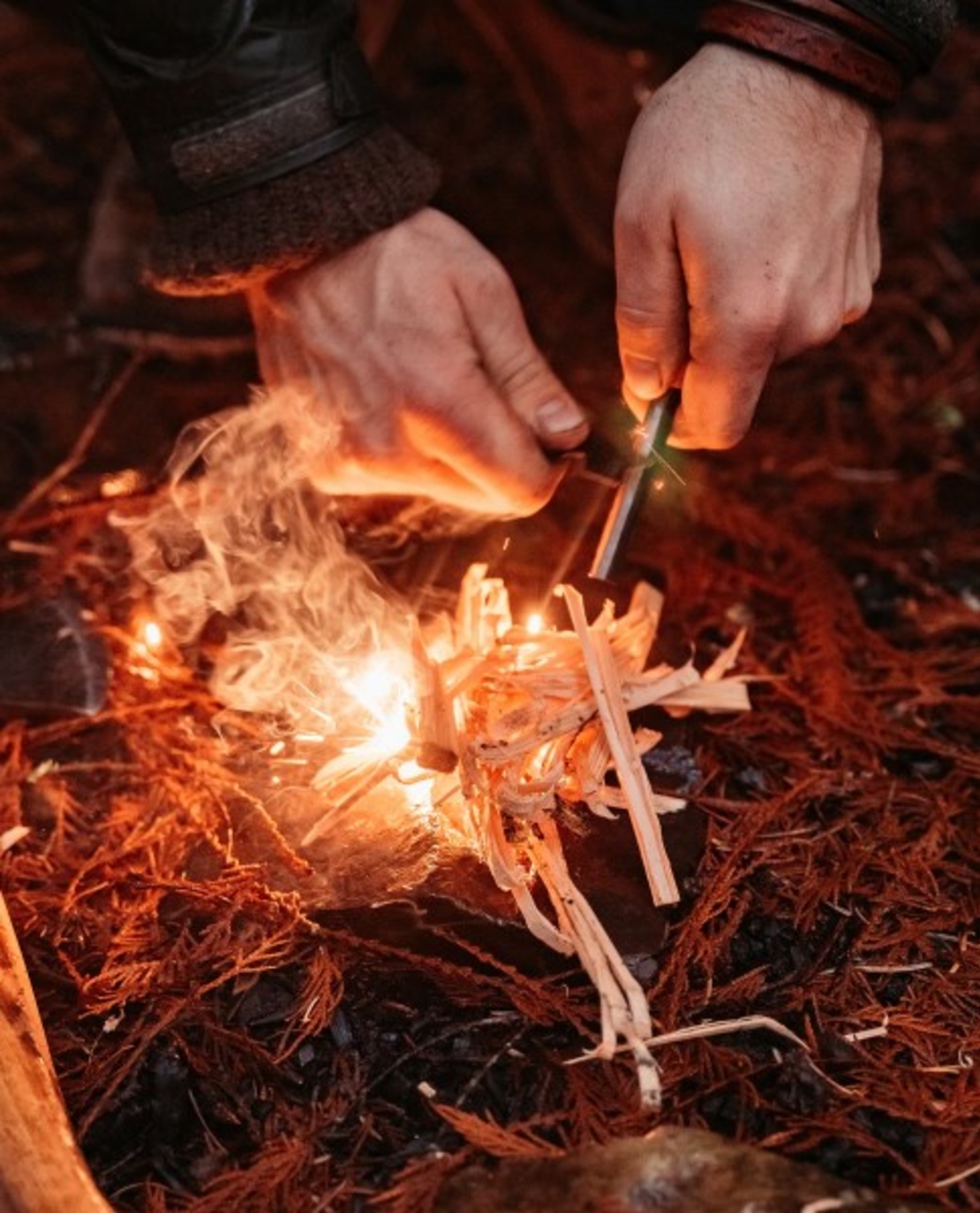 Magnesium fire starter