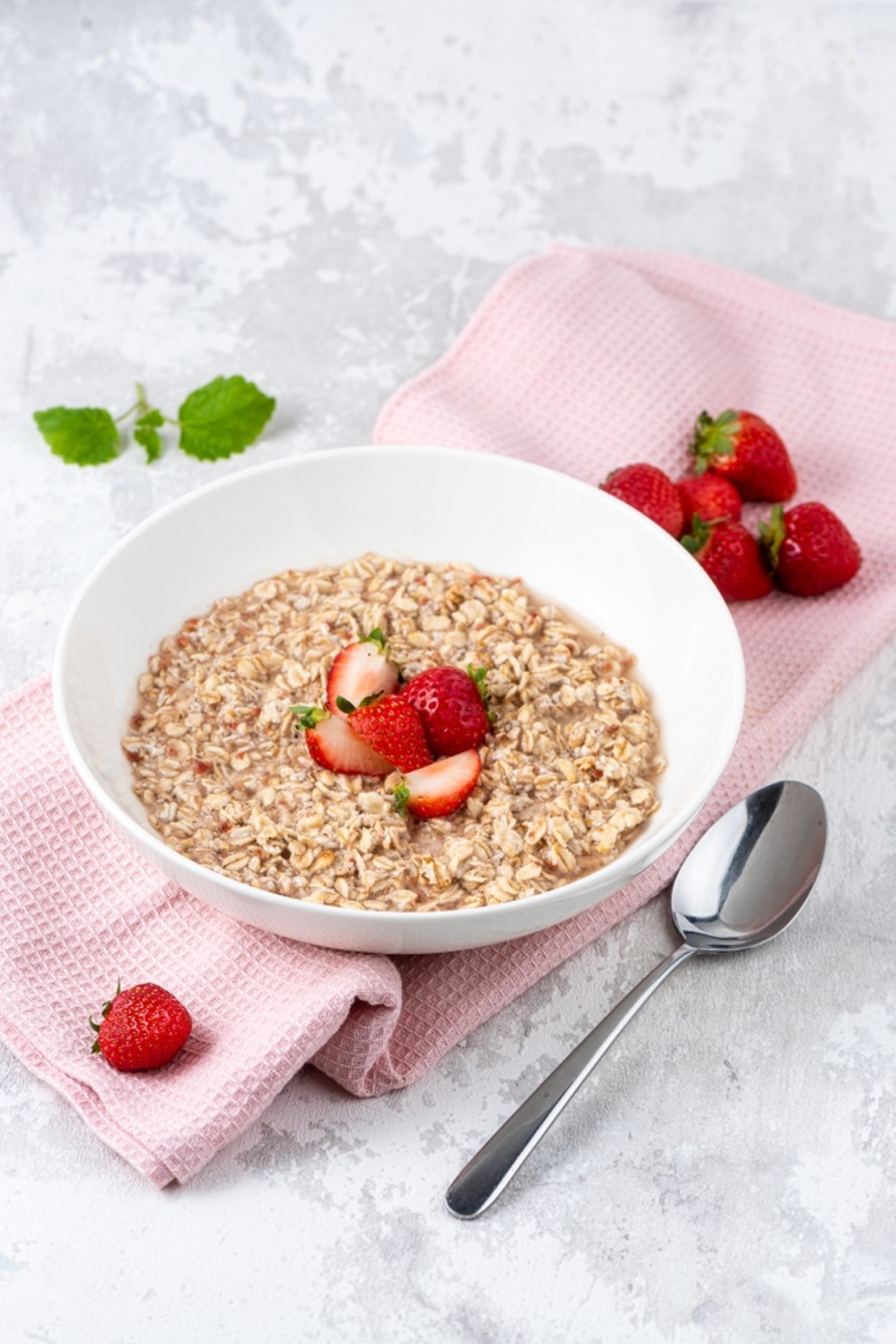 Breakfast Ration pack with Granola Strawberry muesli (dehydrated dish)