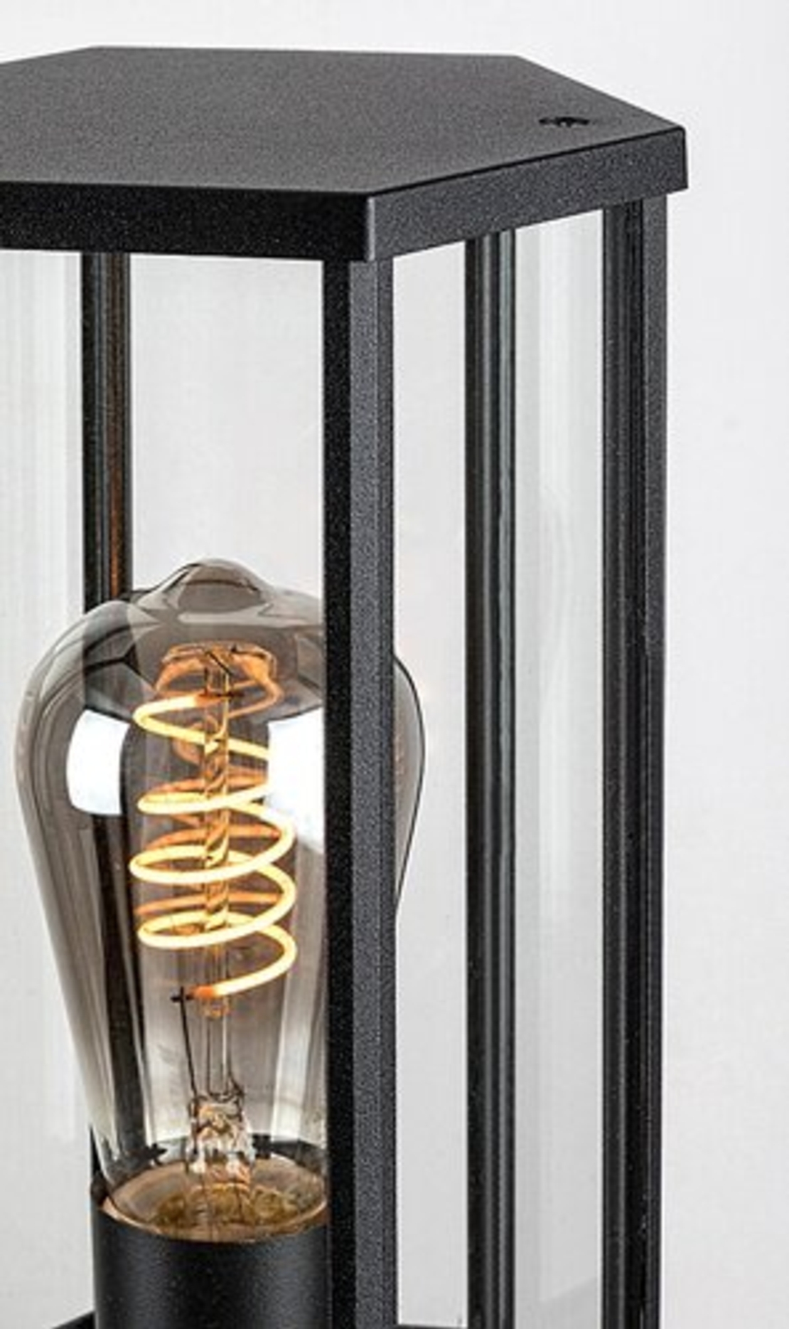 Класически външен стълб Dubrovnik E27 – елегантно градинско осветление с IP44 защита