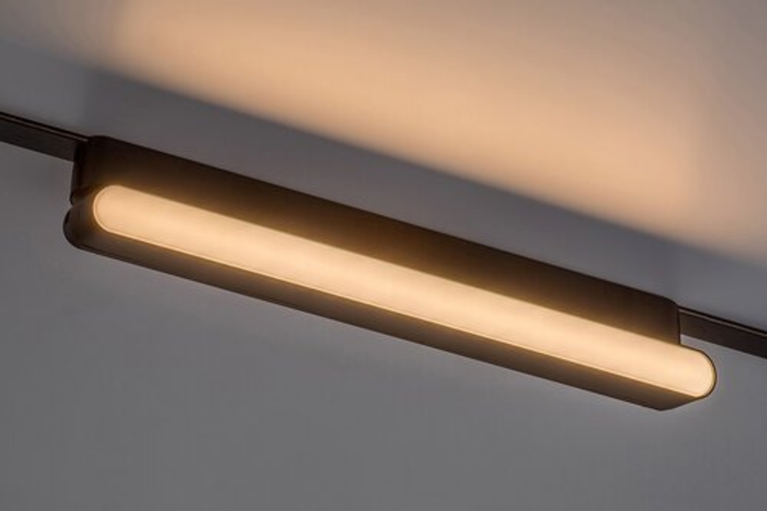 Смарт LED релсово осветление – 13W, регулируема цветна температура 2700–5500K, Wi-Fi, черен алуминий