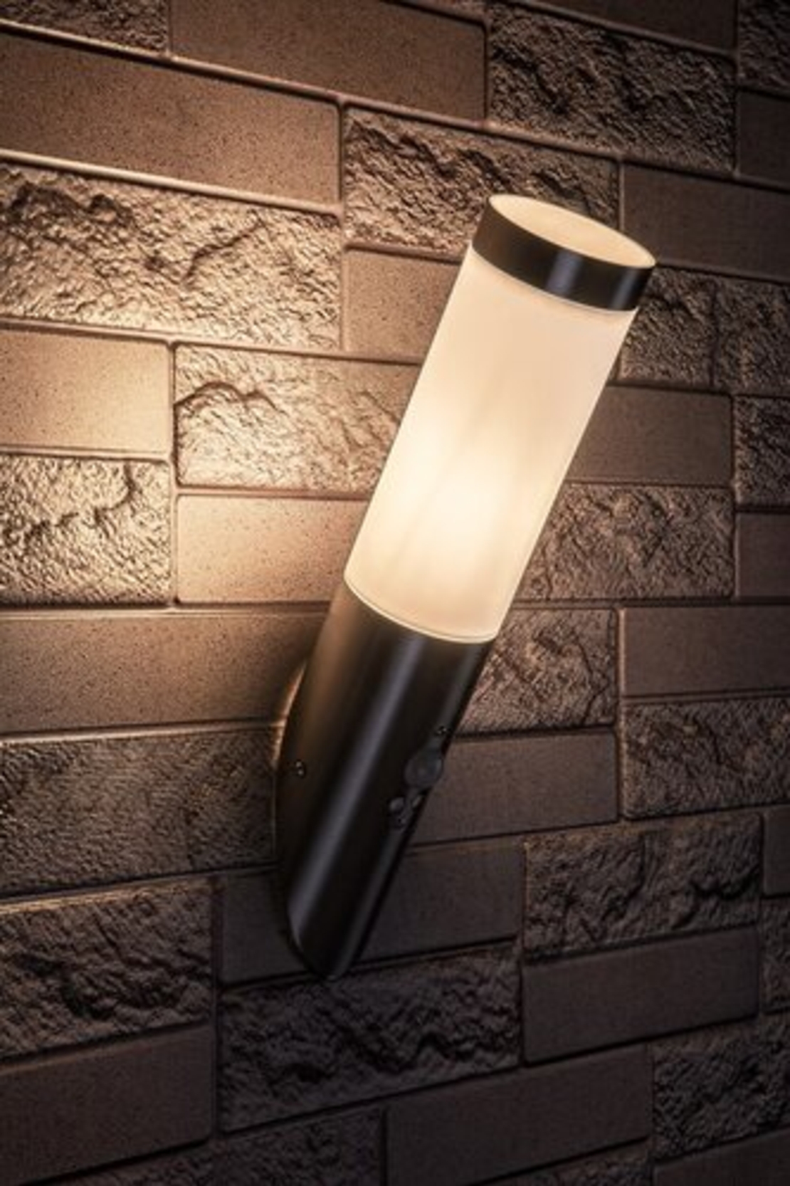 Модерен външен аплик Inox Torch E27 със сензор за движение – стилно фасадно осветление с IP44 защита