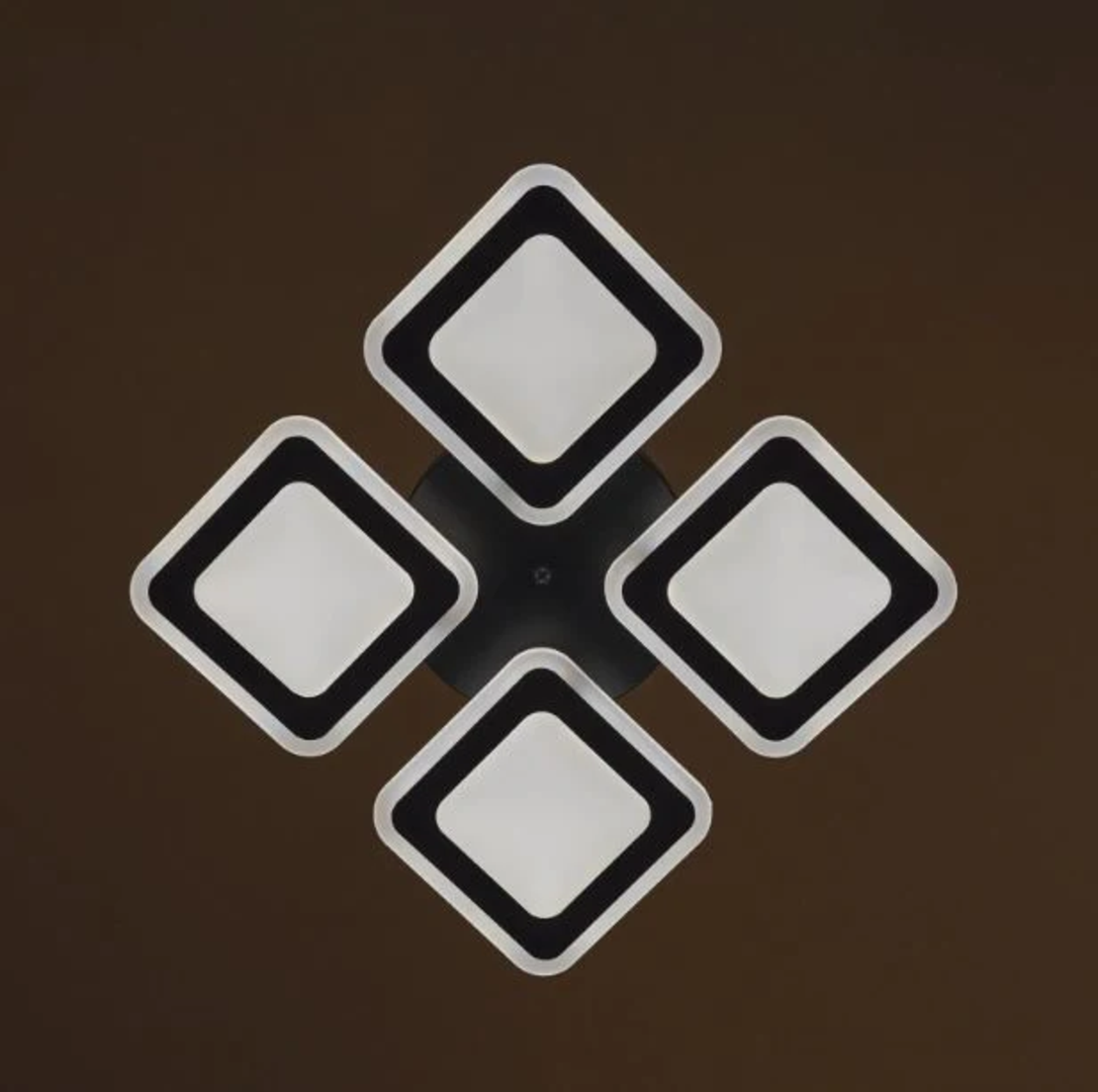 Модерен LED полилей със smart управление в черен цвят