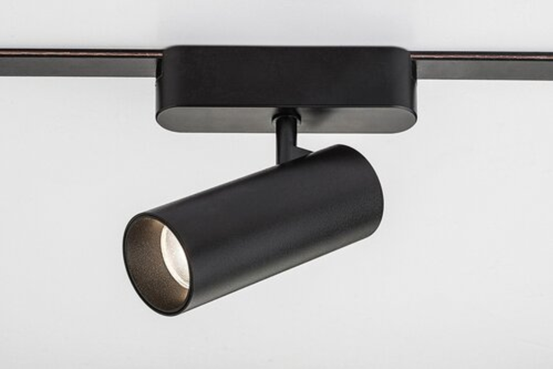 Смарт LED релсов спот – 9W, регулируема цветна температура 2700–5500K, Wi-Fi управление, черен алуминий