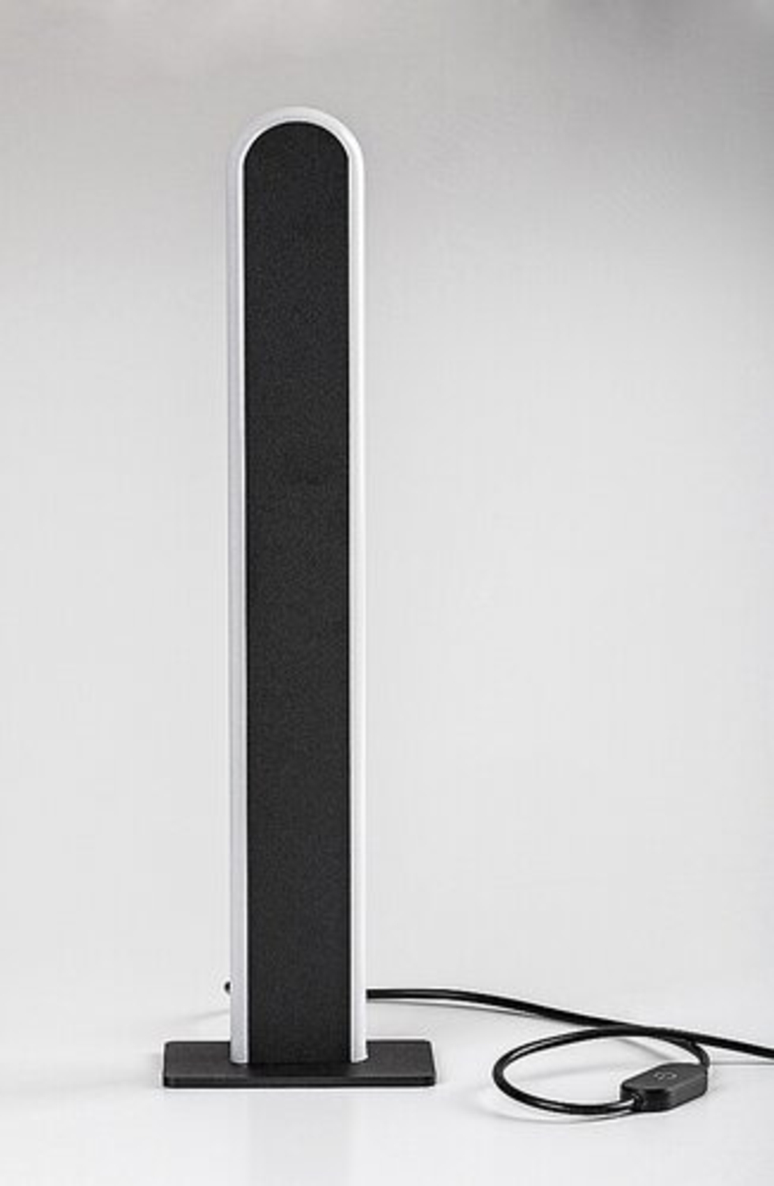 Модерна LED настолна лампа 15W с димиране и регулиране на цветната температура – черна