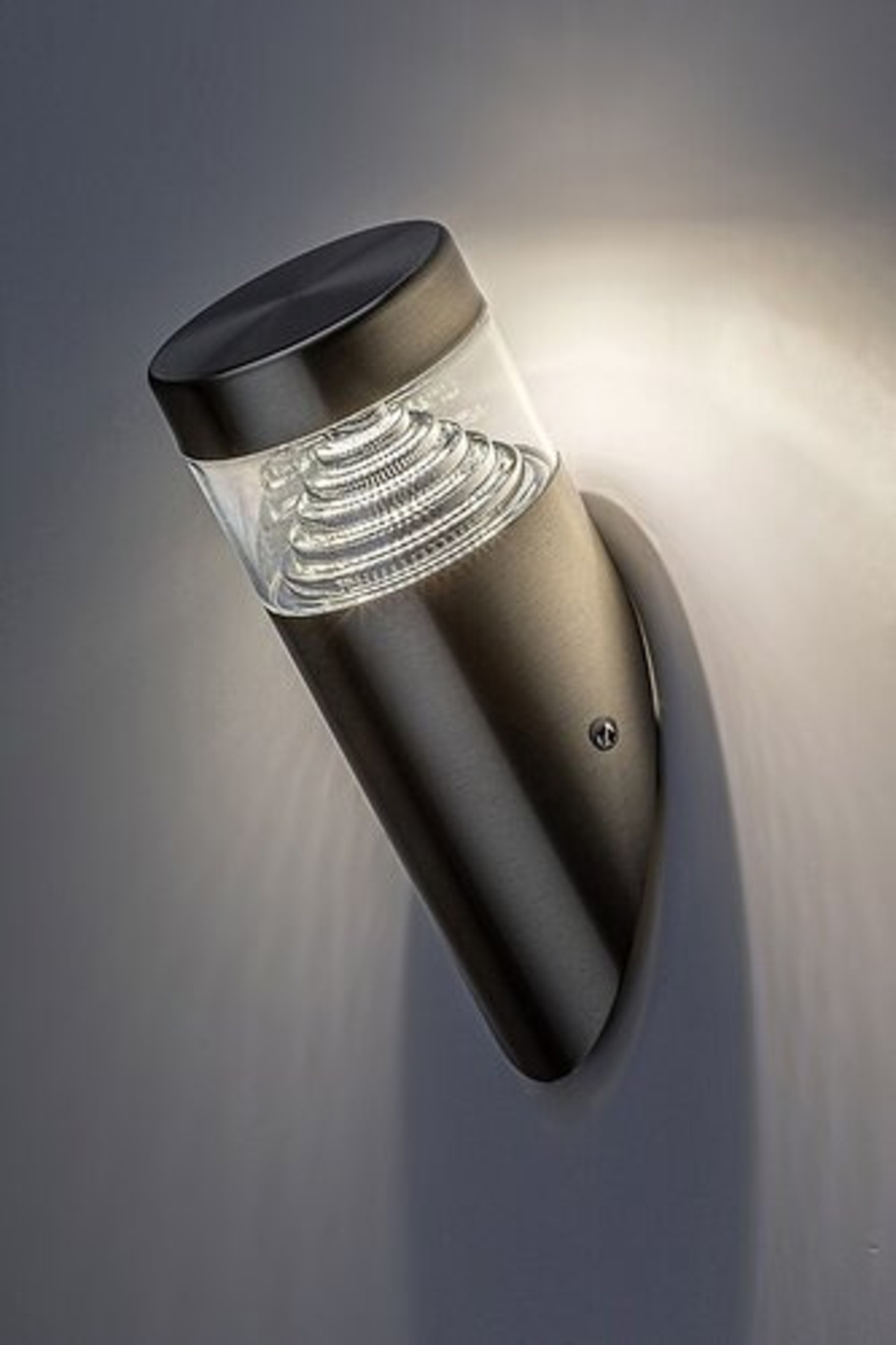 Модерен външен LED  аплик Lisbon 7W – естествено бяла LED светлина с IP54 защита