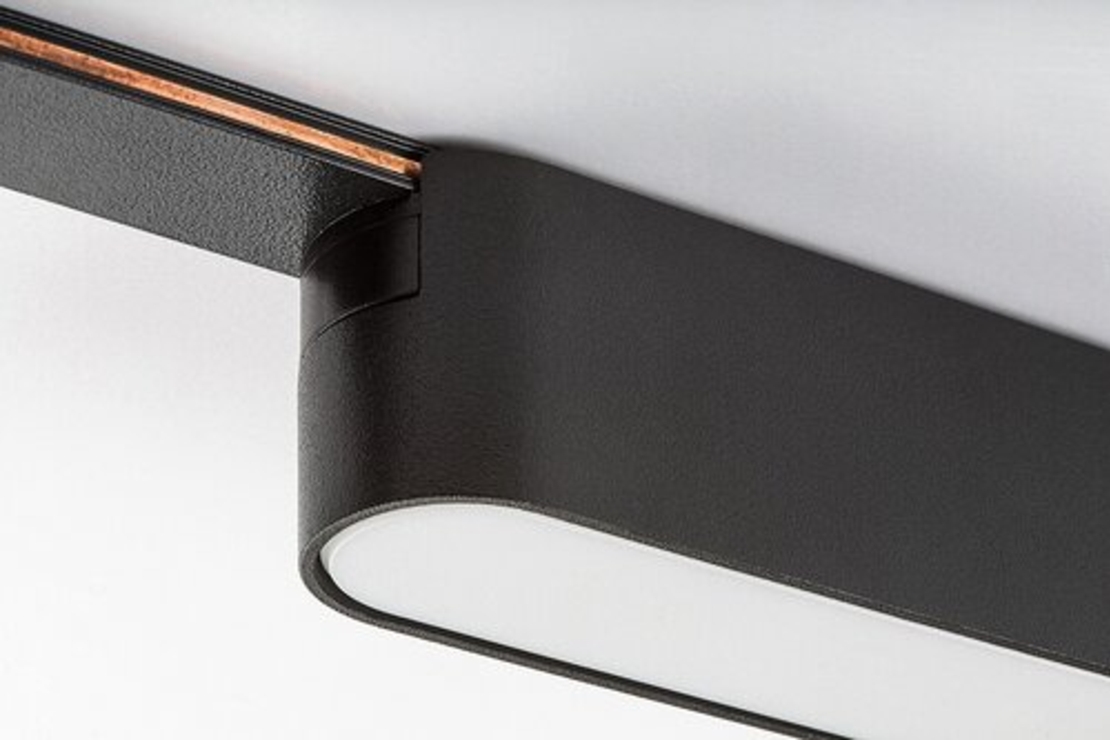 Модерно LED релсово осветление – 6W, топло бяло, черен алуминий