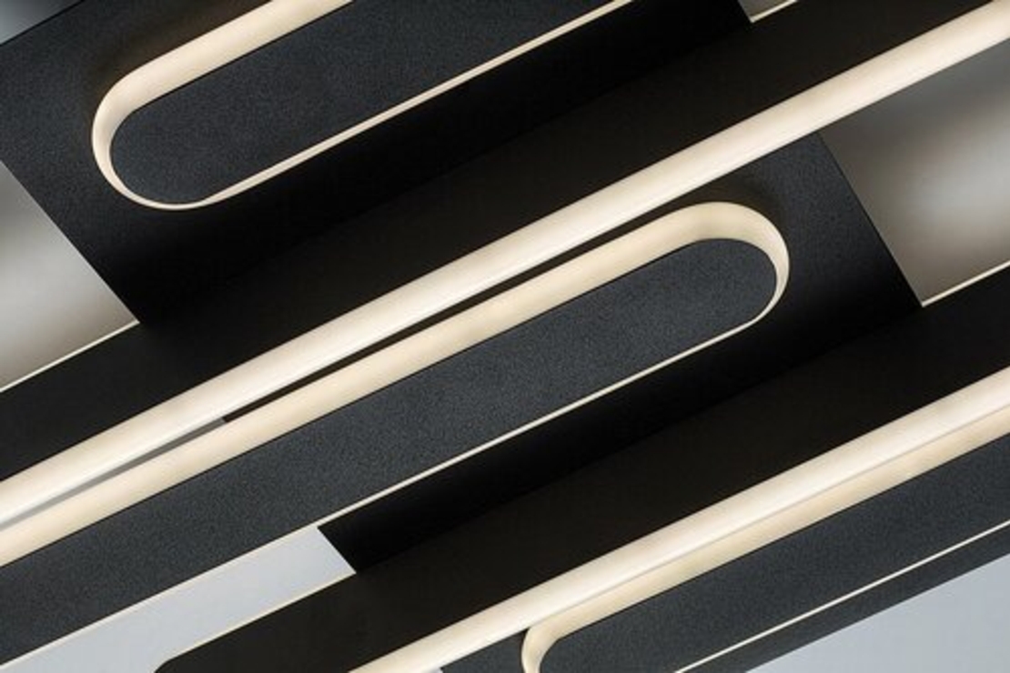 Модерен LED  плафон 36W с регулируема цветна температура – черен