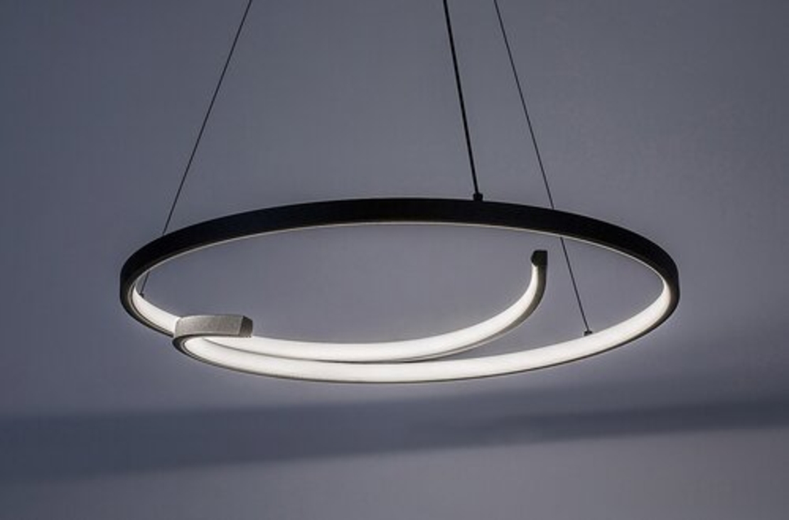 Модерен висящ LED полилей 40W – черен, естествена светлина 4000K