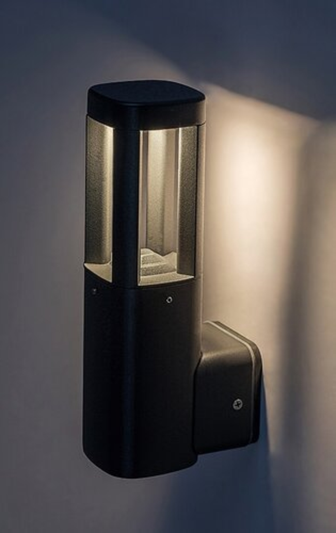 Модерна външна стенна LED лампа – 7W, 3000K, IP54, антрацит