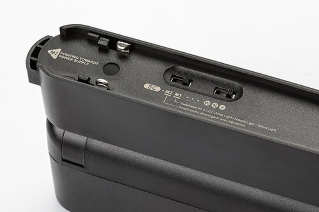 Смарт LED релсово осветление – 13W, регулируема цветна температура 2700–5500K, Wi-Fi, черен алуминий