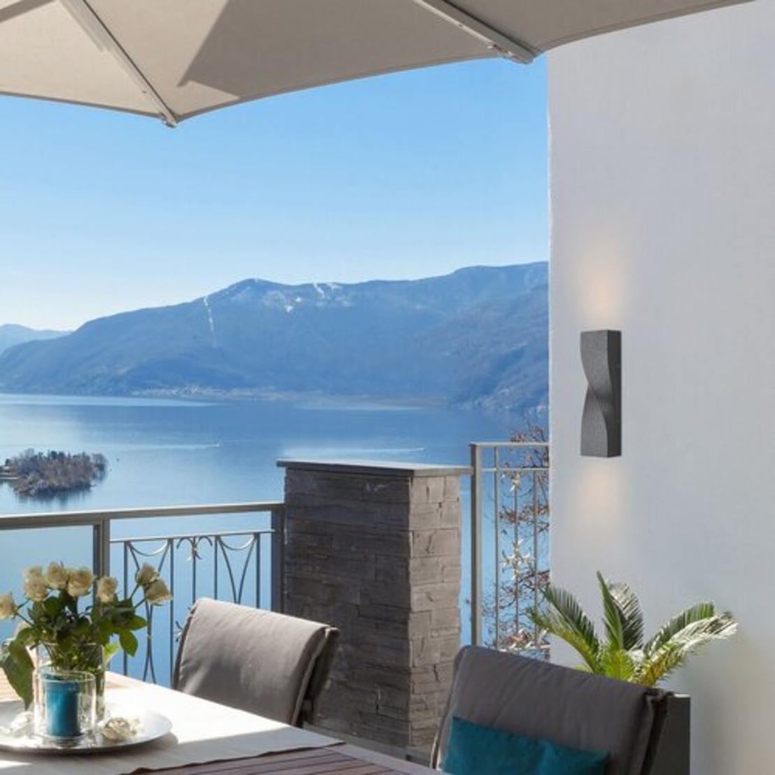 Модерен външен LED аплик Follina 11W – стилно фасадно осветление с IP65 защита