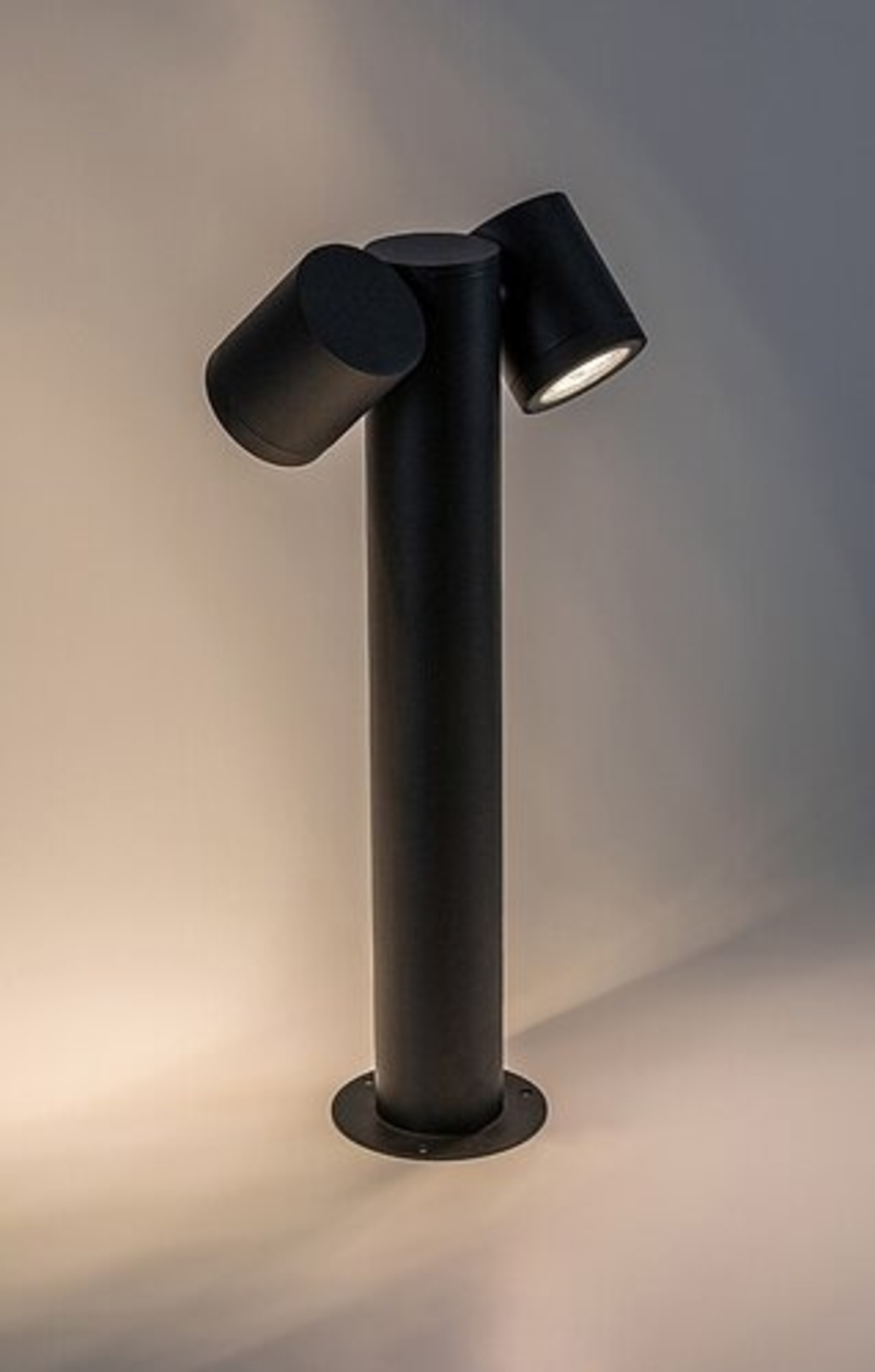 Външен подвижен стълб Enol 2-ка GU10 с IP44 защита