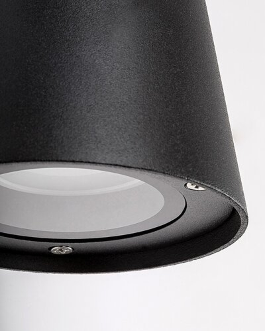 Модерен външен аплик Mandal – стилна алуминиева визия с GU10 осветление