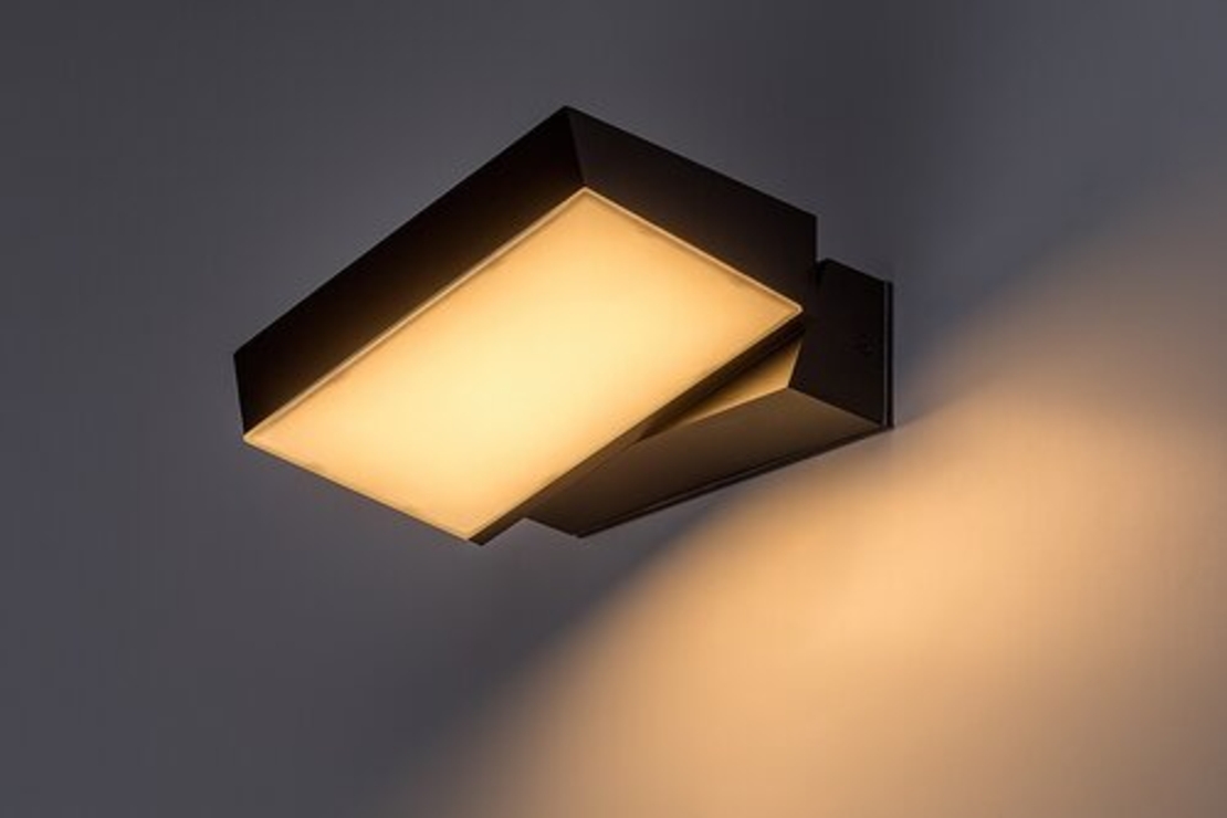 Външен LED аплик Laxa 14W – елегантно осветление с регулируема светлина