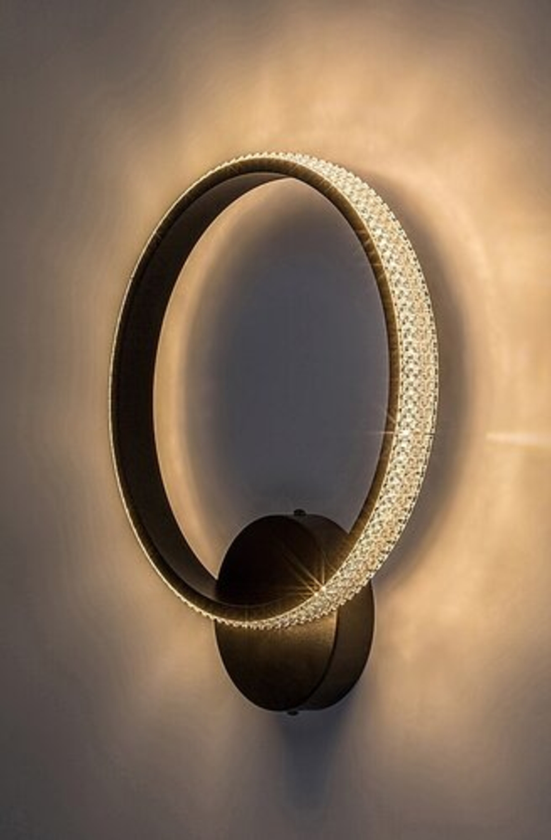 Модерен LED аплик Grete – 15W, 3000K