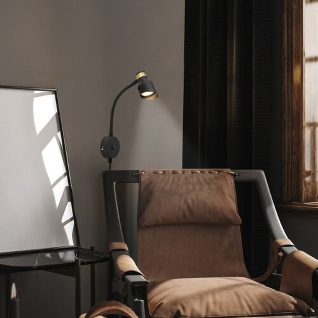 Модерен стенен GU10 спот в черно и злато с превключвател