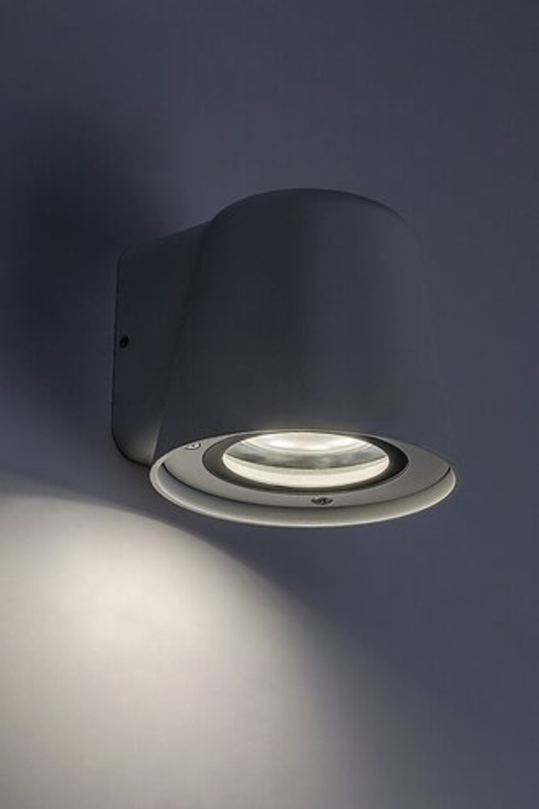 Модерен външен аплик Mandal – стилен матов бял дизайн с GU10 фасонка