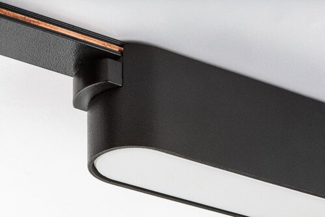 Смарт LED релсово осветление – 4W, регулируема цветна температура 2700–5500K, Wi-Fi, черен алуминий