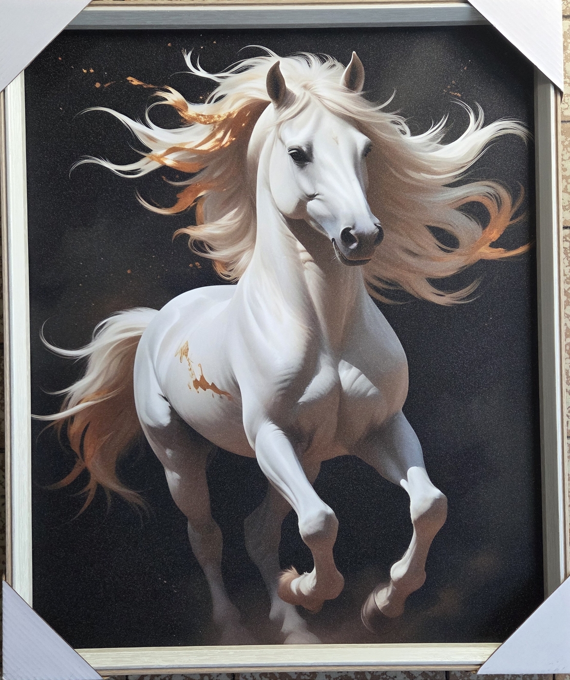 Бял жребец  – картина на кон, символ на сила, свобода и енергия