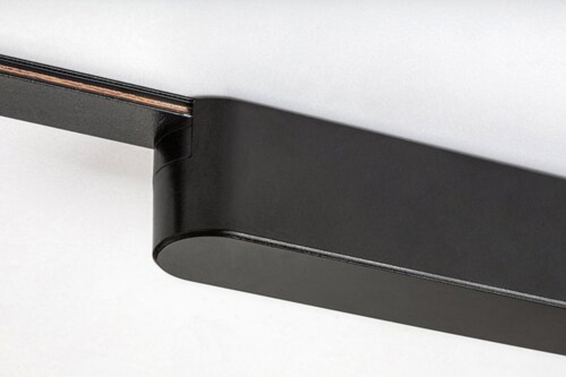 Универсален драйвер за релсово осветление – 80W, 230V, стилен черен дизайн