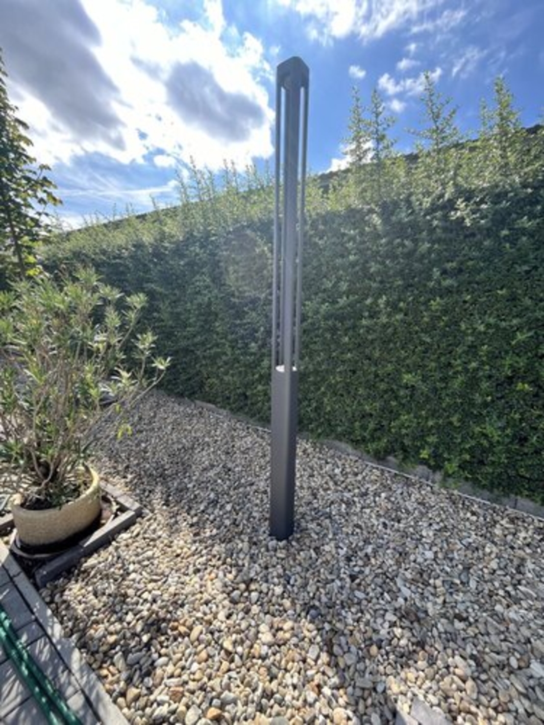 Модерен външен LED стълб 30W, 3000K, IP65