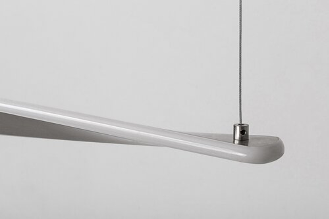 Модерен висящ LED полилей 28W – атен хром, топла светлина