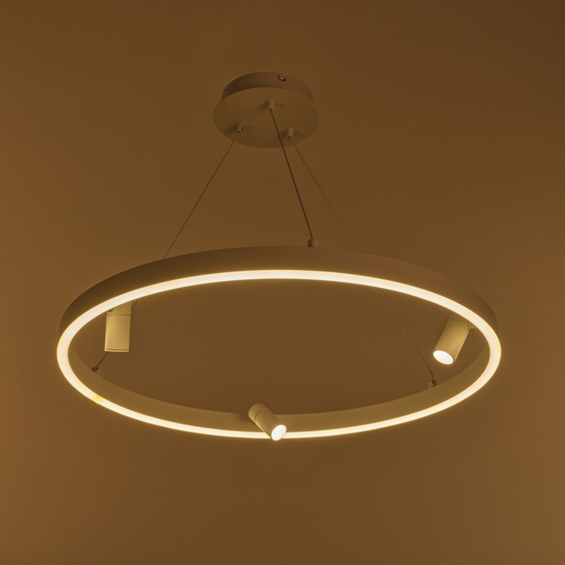 LED висящ полилей 71W със смарт управление, черен,7100lm, 3000-6000k