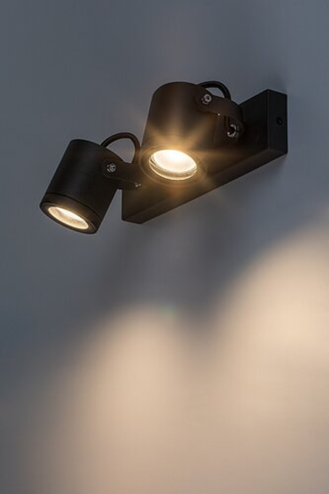 Външен индустриален аплик Elva 2-ка GU10 с IP44 защита