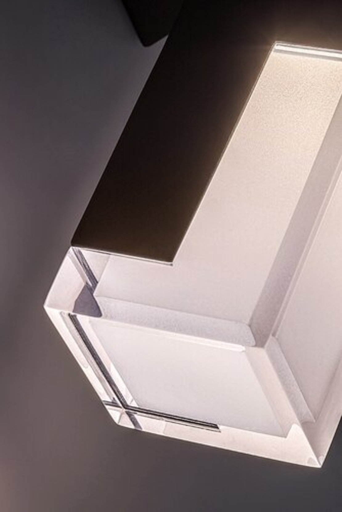 Външен LED аплик Darvas 12W с променлива цветна температура и IP54 защита