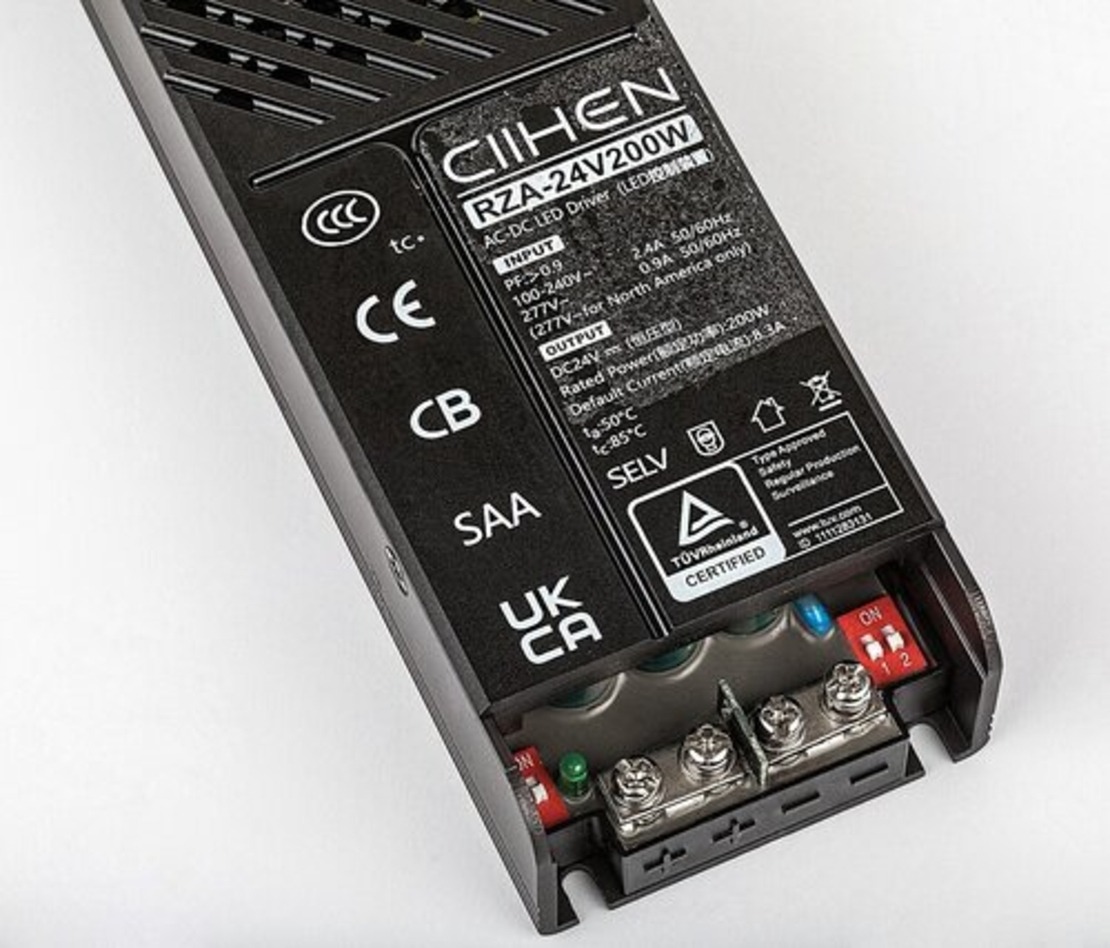 LED драйвер за релсово осветление – 200W, 230V, черен алуминиев корпус