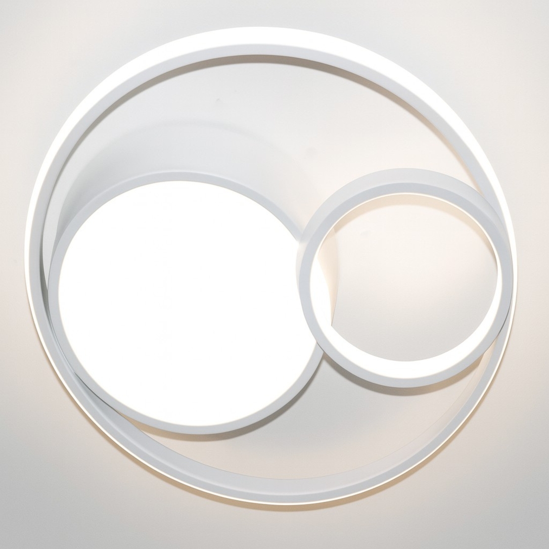 Модерен LED  плафон с дистанционно управление и три режима на светлина – 117W