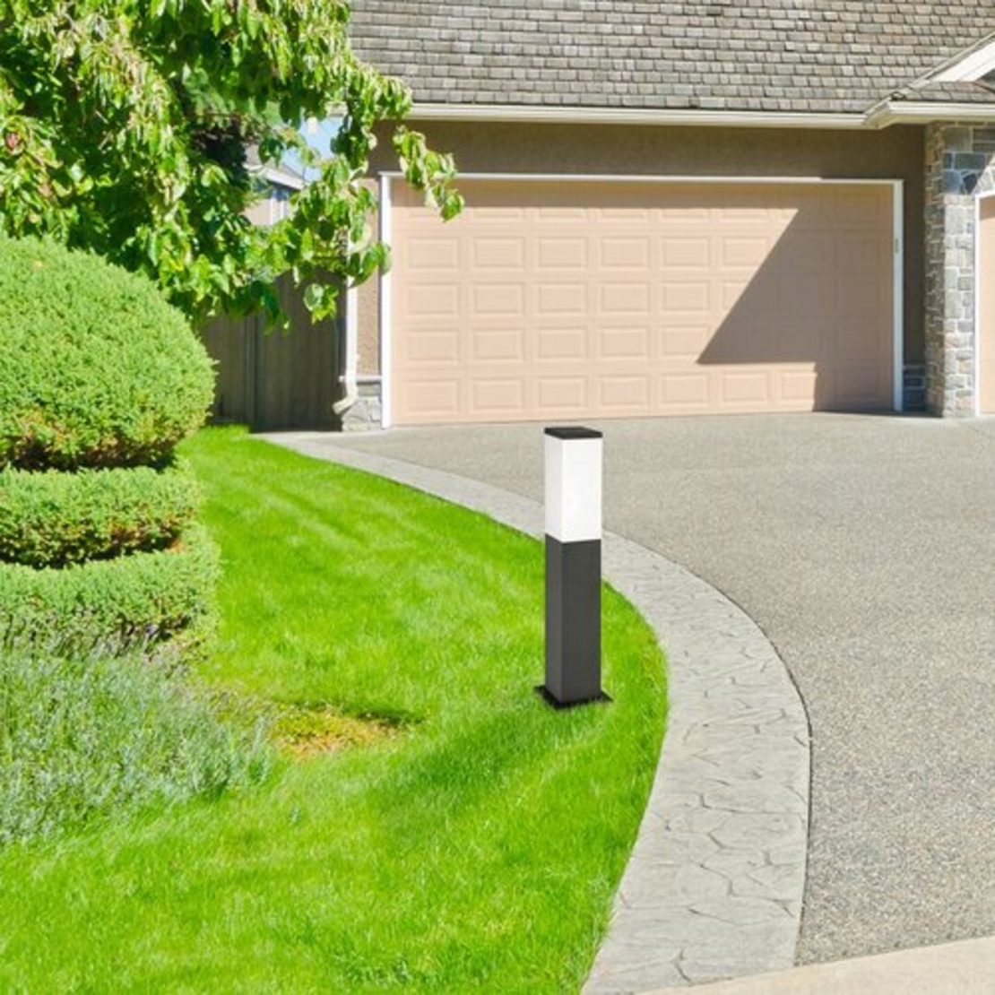 Модерен външен стълб Bonn E27 – стилно градинско осветление с IP44 защита