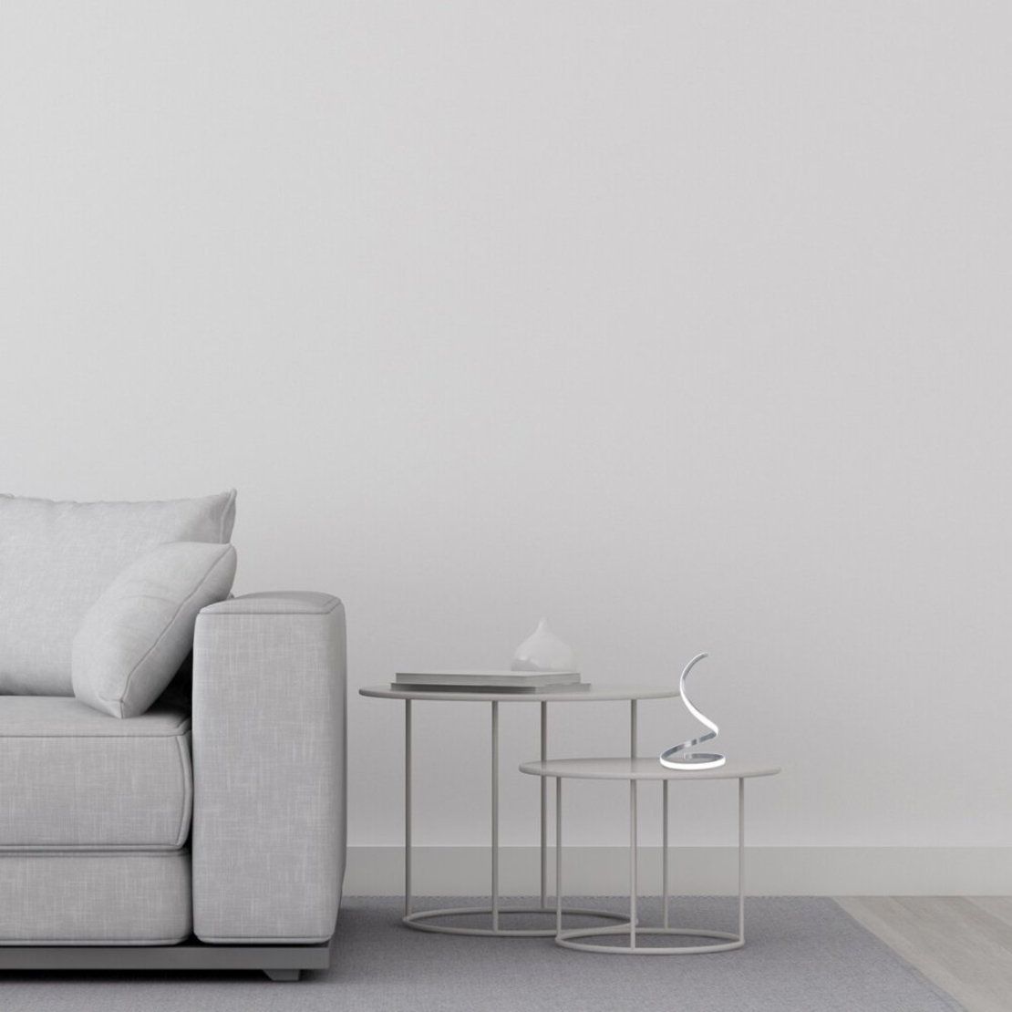 Елегантна настолна LED лампа в сив цвят – 3500K–4500K, 200 lm