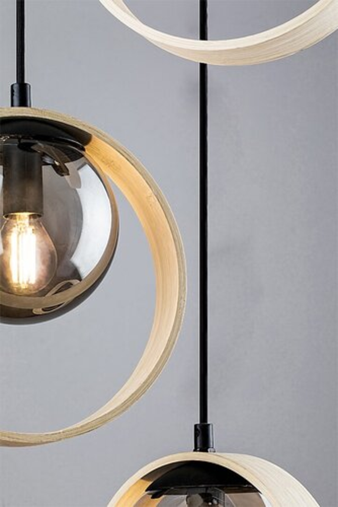 Модерен висящ полилей 3xE14 – метал, дърво и стъкло