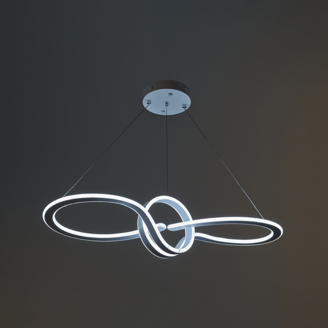 Модерен LED полилей от метал и PVC – бял, 198W, с дистанционно и регулируема височина