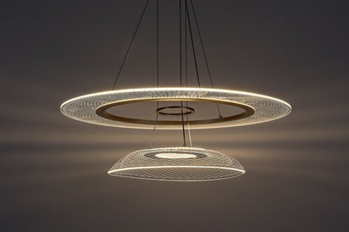 Модерен LED полилей 36W, златен метал и акрил, Ø550 мм