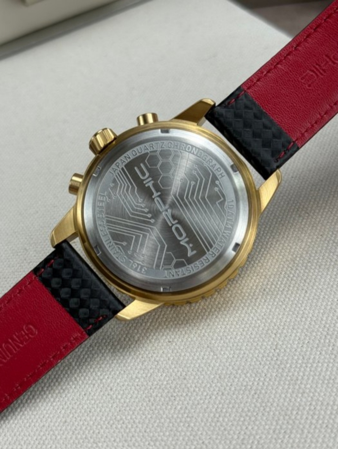 Morphic  / M51 / MPH5102 / Gold