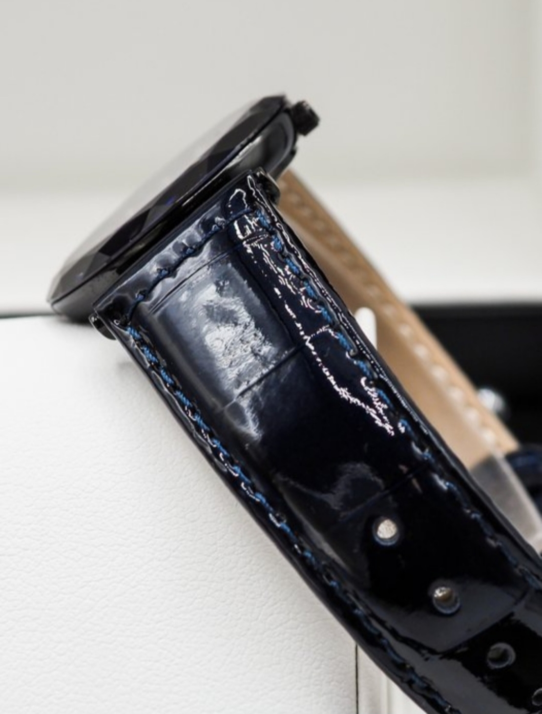 Jowissa Faced Sapphire Crystal Blue/Black